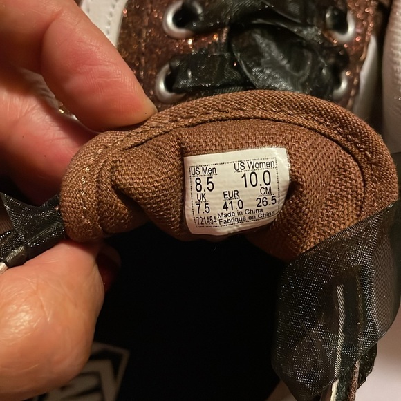 NEW Women's Vans Old Skool Platform Maroon Wild Aster Glitter - Picture 2 of 6